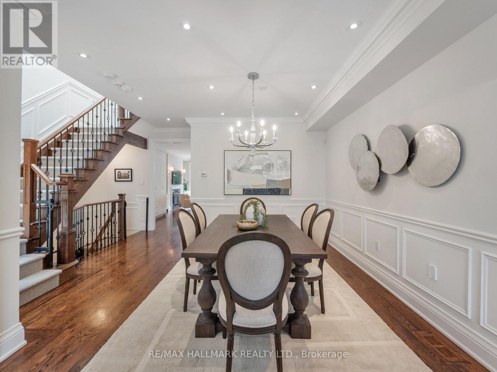 39 Glenforest Road, Toronto, Ontario  M4N 1Z7 - Photo 9 - C13531376