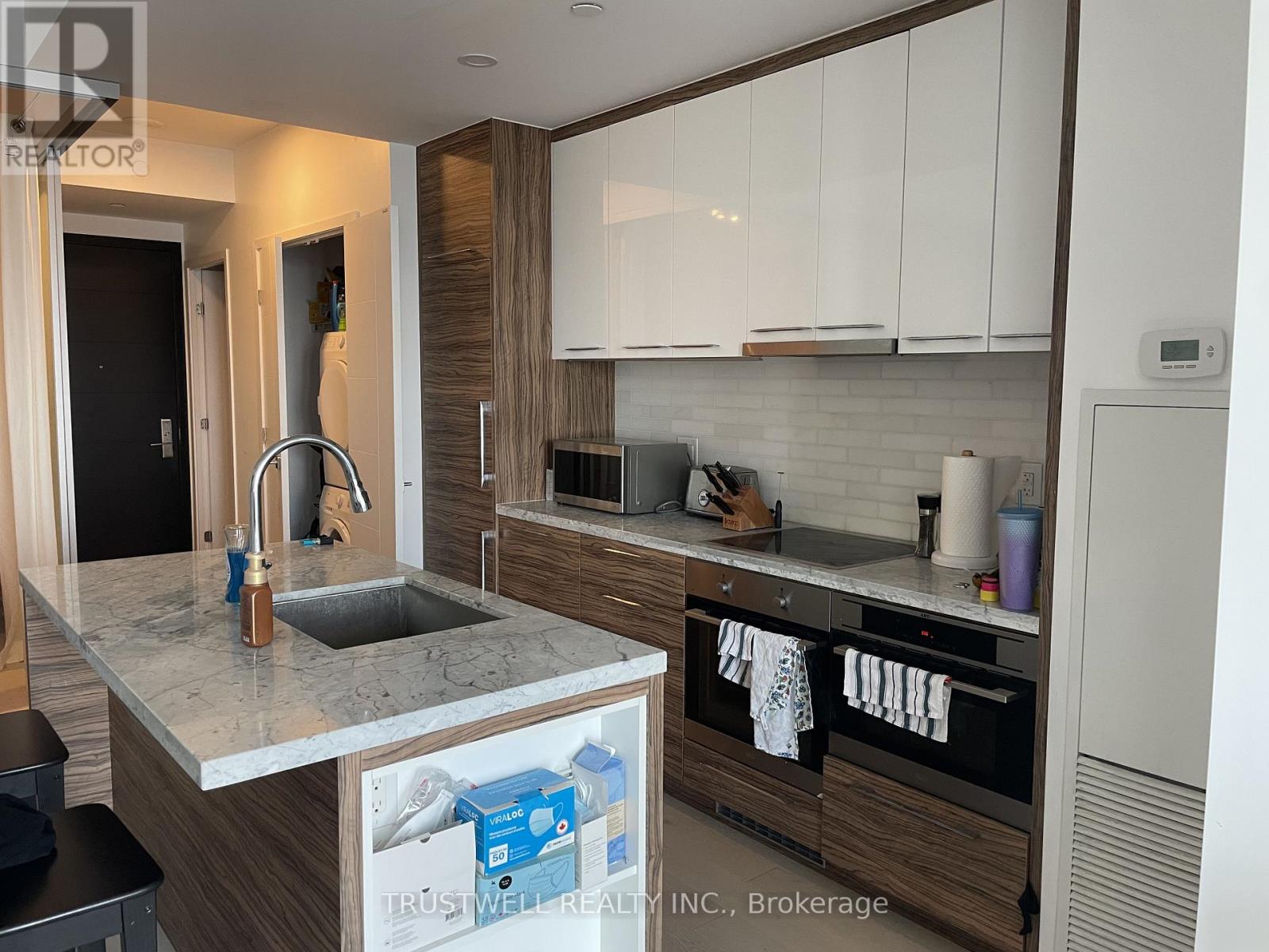 2605 - 488 University Avenue, Toronto, Ontario  M5G 0C1 - Photo 4 - C13531548