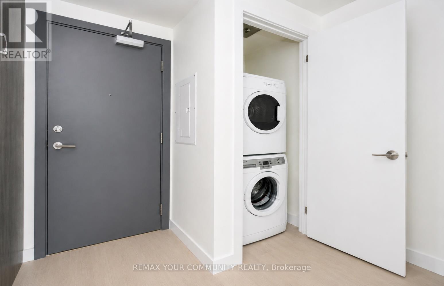 503 - 246 Logan Avenue, Toronto, Ontario  M4M 1J2 - Photo 12 - E13531296