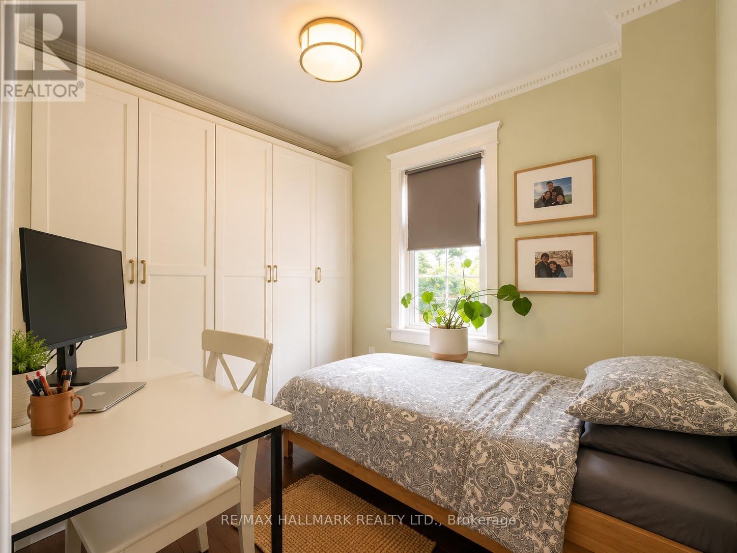 118 Galt Avenue, Toronto, Ontario  M4M 2Z3 - Photo 19 - E13531382