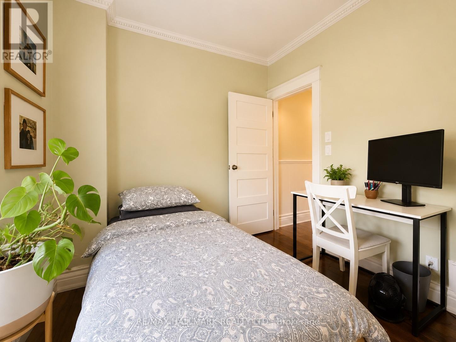 118 Galt Avenue, Toronto, Ontario  M4M 2Z3 - Photo 20 - E13531382