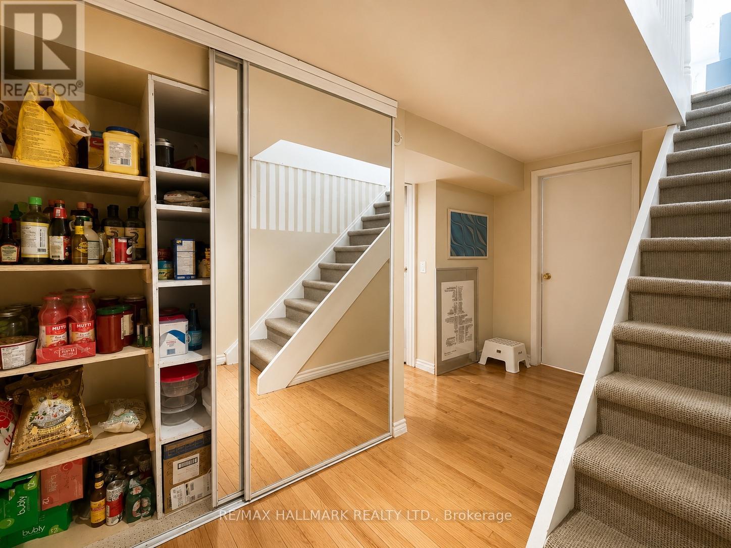 118 Galt Avenue, Toronto, Ontario  M4M 2Z3 - Photo 31 - E13531382