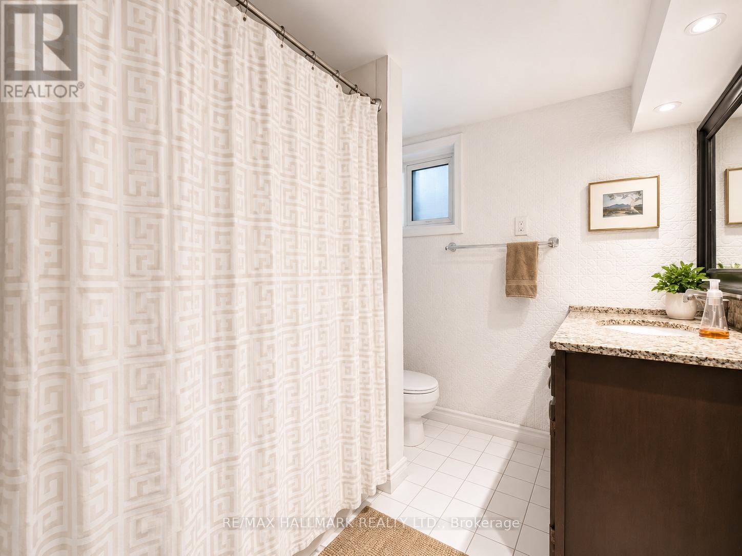 118 Galt Avenue, Toronto, Ontario  M4M 2Z3 - Photo 32 - E13531382