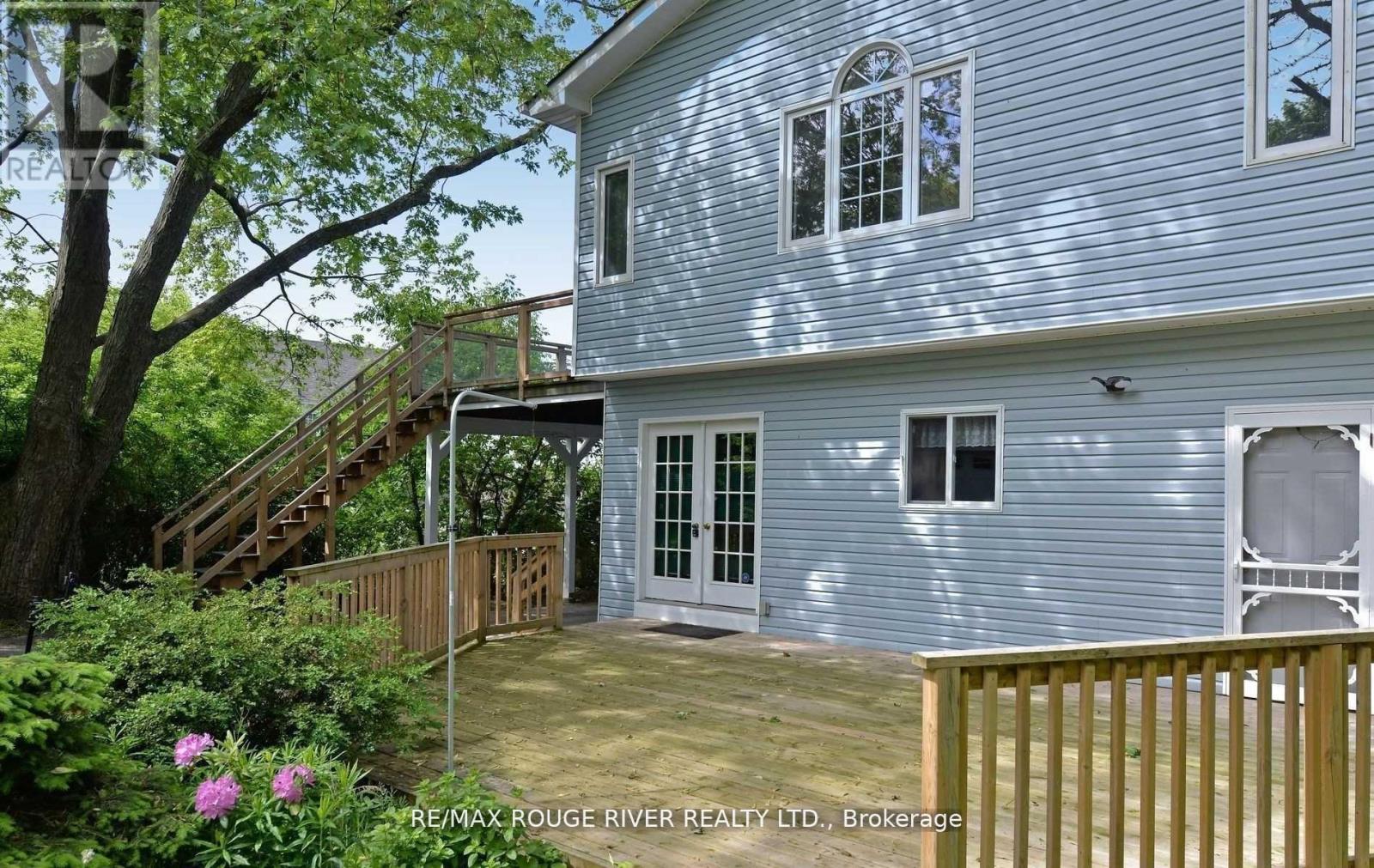 Upper - 705 Front Road, Pickering, Ontario  L1W 1P1 - Photo 14 - E13531566