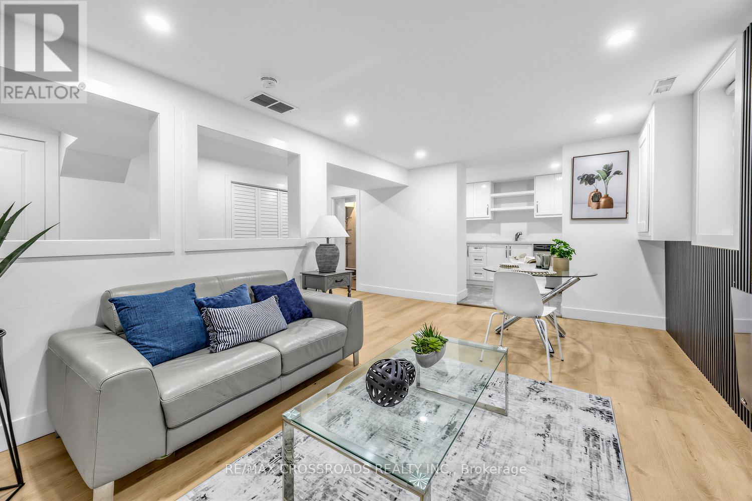 661 Front Road, Pickering, Ontario  L1W 1N9 - Photo 41 - E13531624