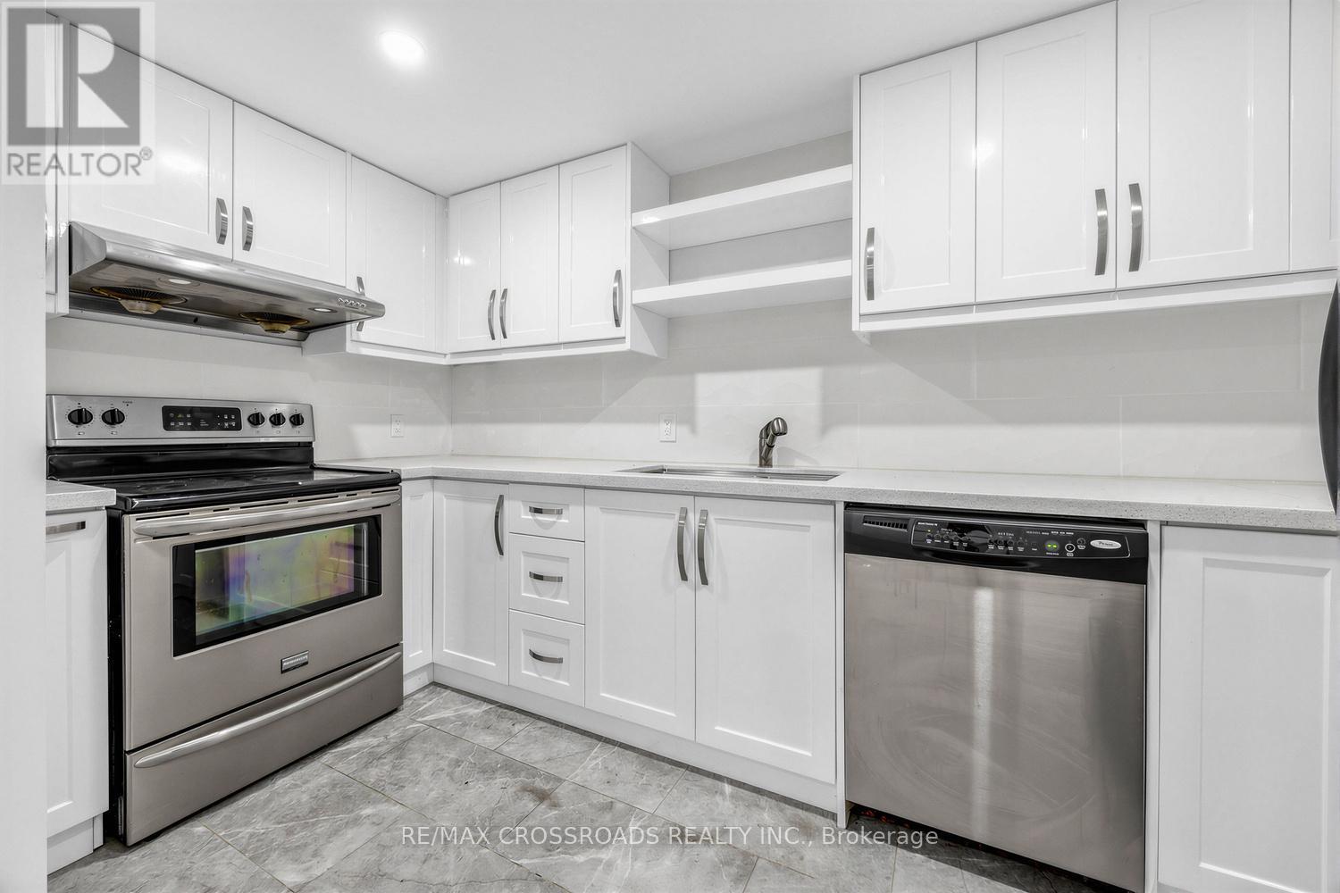661 Front Road, Pickering, Ontario  L1W 1N9 - Photo 45 - E13531624