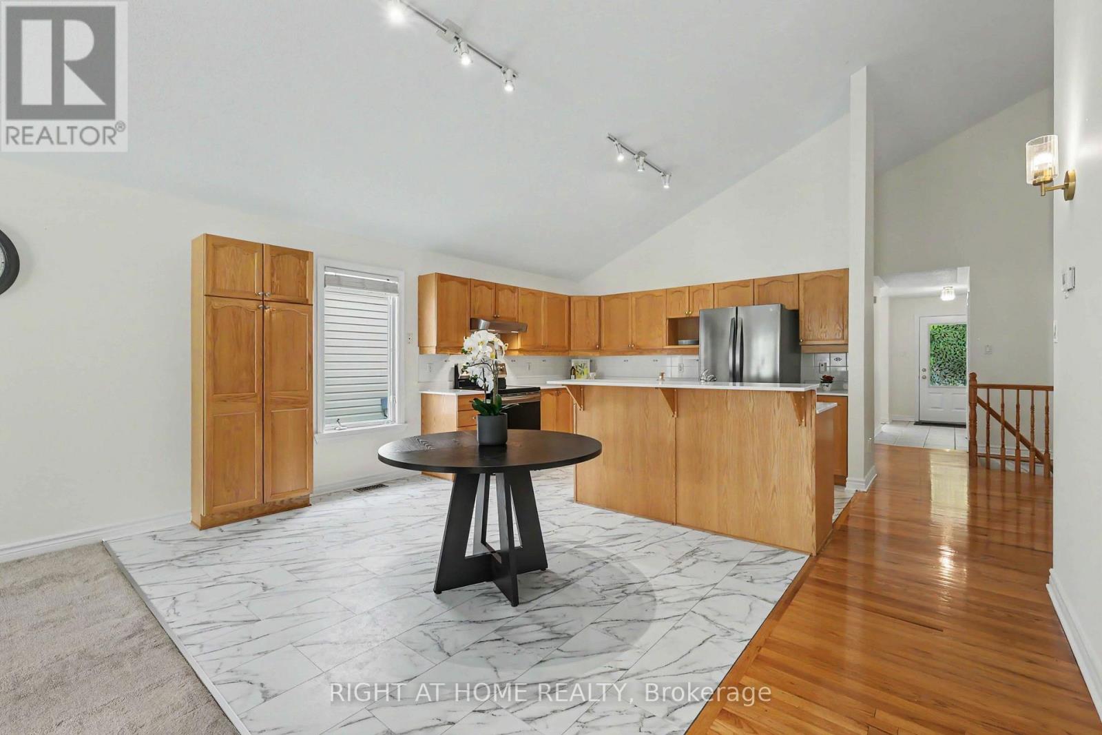54 Fieldcrest Avenue, Ottawa, Ontario  K2J 4Y8 - Photo 9 - X13531380