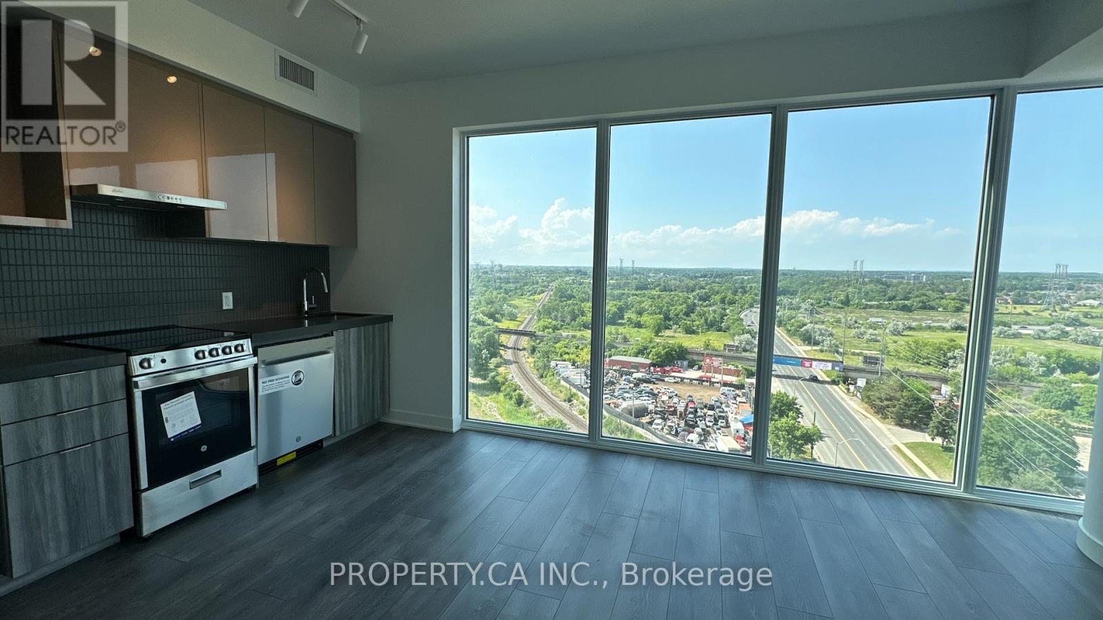 1320 - 6 Flavelle Trail, Vaughan, Ontario  L4L 0M8 - Photo 6 - N13531284
