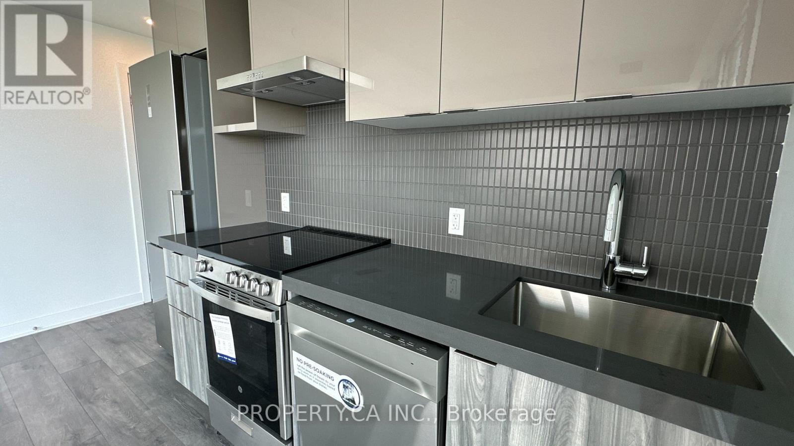 1320 - 6 Flavelle Trail, Vaughan, Ontario  L4L 0M8 - Photo 8 - N13531284