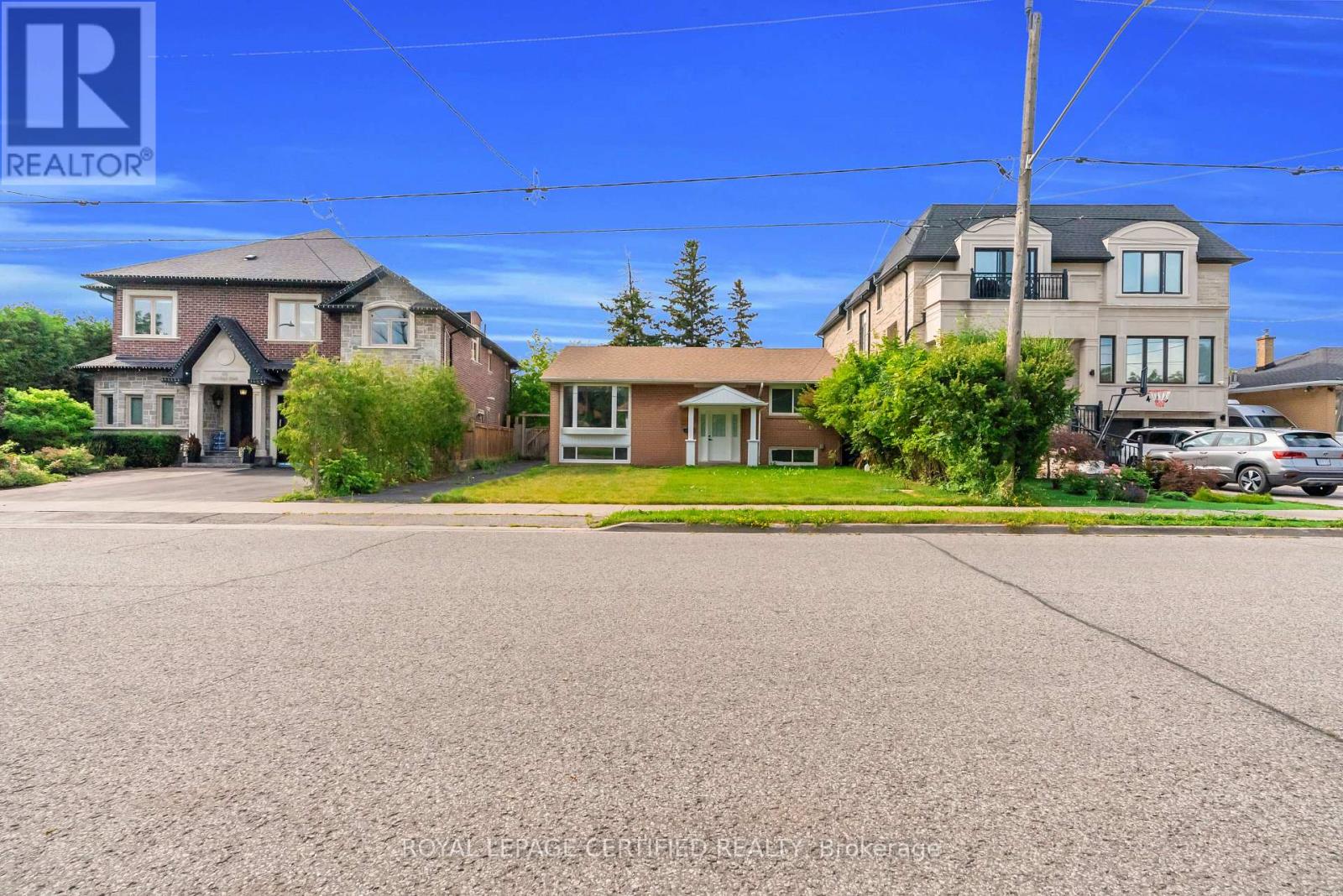448 Fernleigh Circle S, Richmond Hill, Ontario  L4C 1E6 - Photo 6 - N13531438
