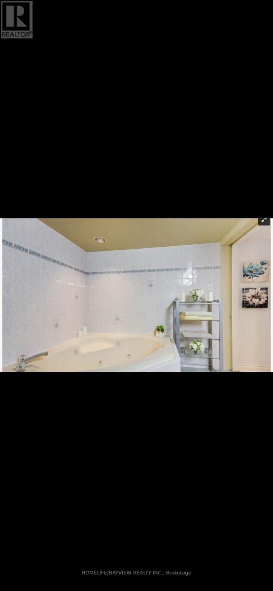 32 Blue Spruce Lane, Markham, Ontario  L3T 3W9 - Photo 14 - N13531638