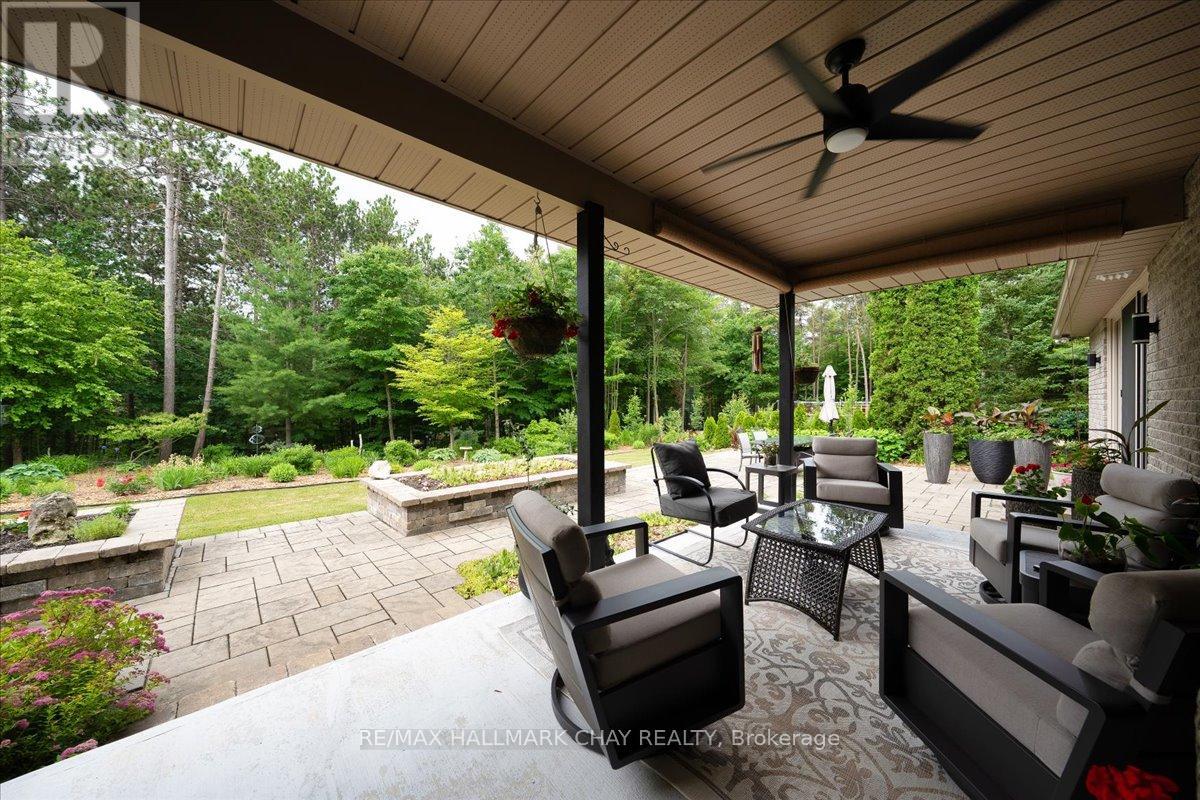 66 Luella Boulevard, Springwater (Anten Mills), Ontario  L0L 1Y2 - Photo 37 - S13531394