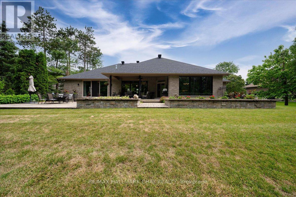 66 Luella Boulevard, Springwater (Anten Mills), Ontario  L0L 1Y2 - Photo 39 - S13531394