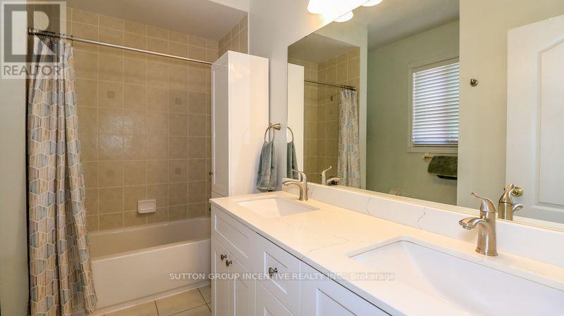 16 Cherry Sands Crescent, Wasaga Beach, Ontario  L9Z 1P5 - Photo 14 - S13531544