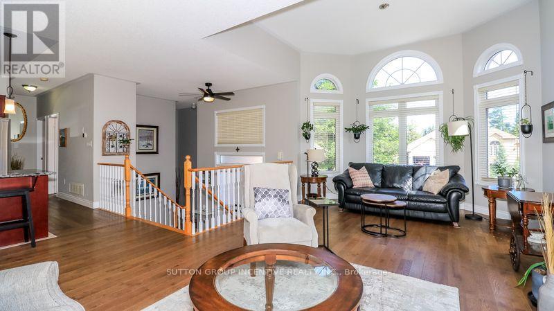 16 Cherry Sands Crescent, Wasaga Beach, Ontario  L9Z 1P5 - Photo 6 - S13531544