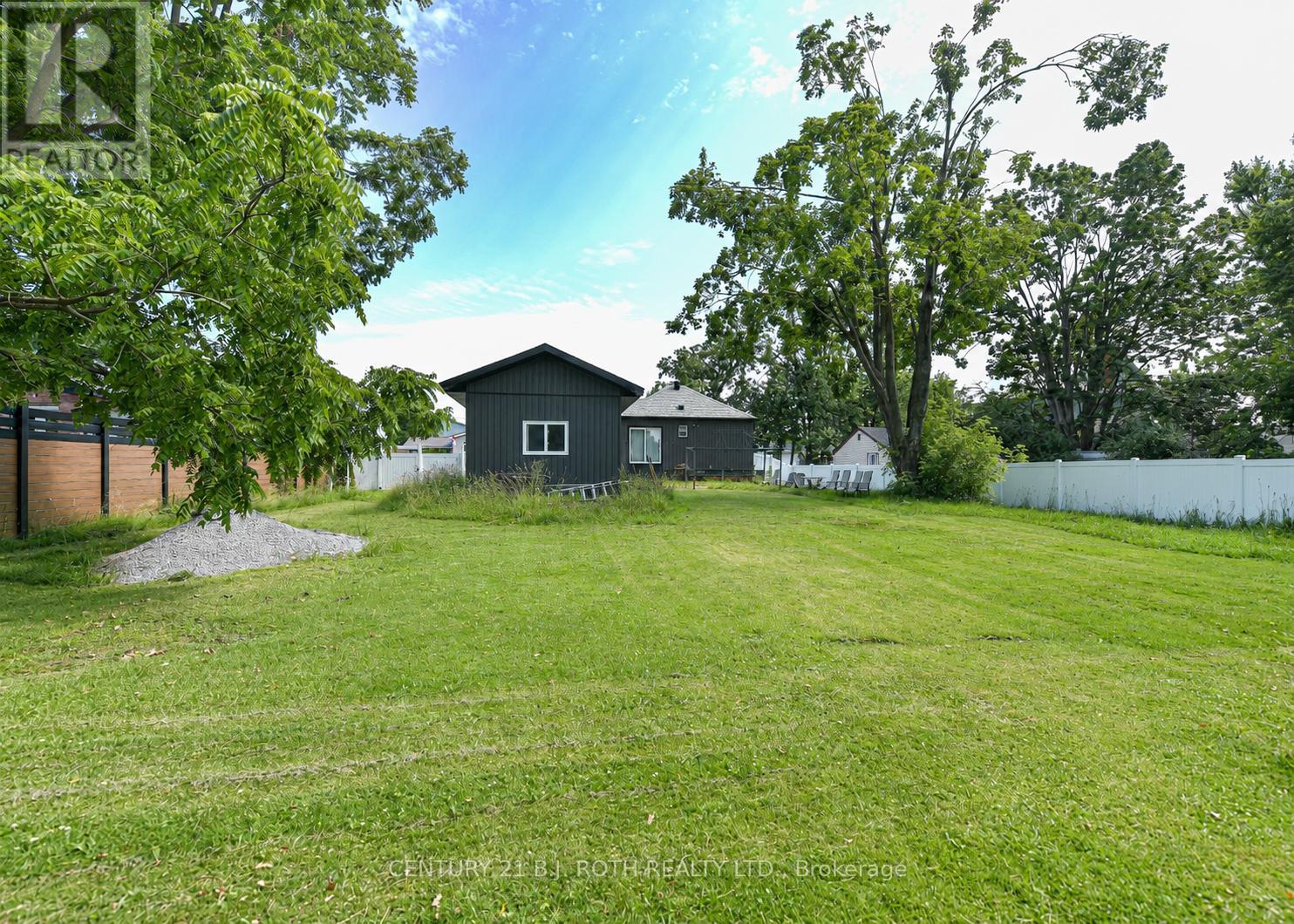 26 South Street S, Orillia, Ontario  L3V 3S9 - Photo 4 - S13531572