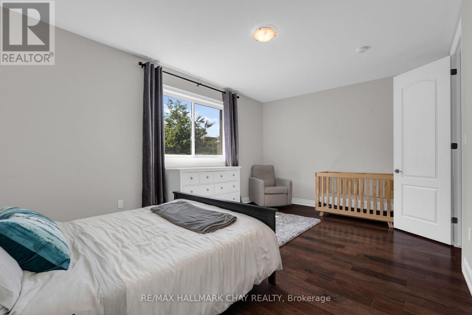 69 Prince George Crescent, Barrie (Innis-Shore), Ontario  L4N 0K9 - Photo 15 - S13531576