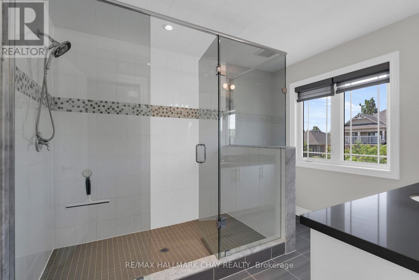69 Prince George Crescent, Barrie (Innis-Shore), Ontario  L4N 0K9 - Photo 24 - S13531576