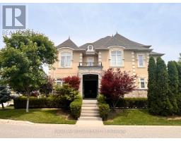 11 FAIRMONT CLOSE, Brampton, Ontario