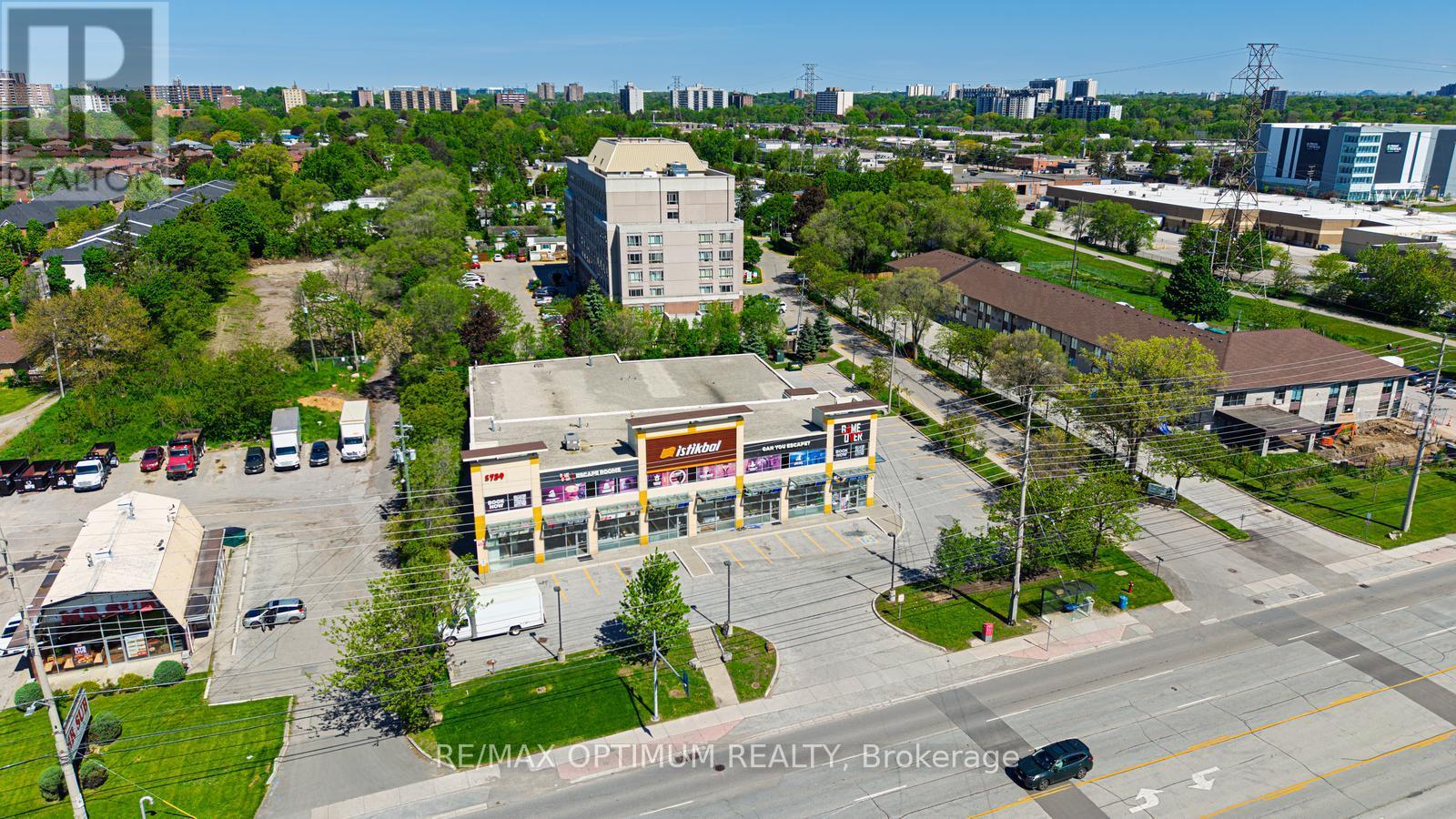 1747 Coram Crescent, Mississauga, Ontario  L4X 1L2 - Photo 48 - W13531280