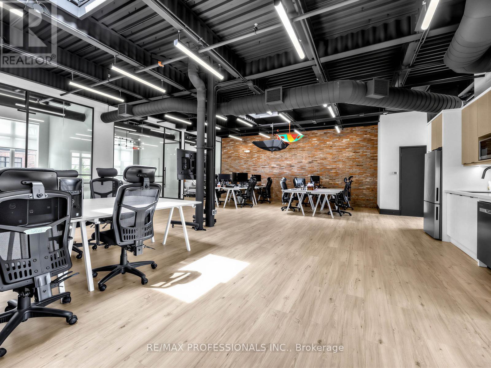 12 - 70 Jutland Road, Toronto, Ontario  M8Z 2G6 - Photo 8 - W13531314