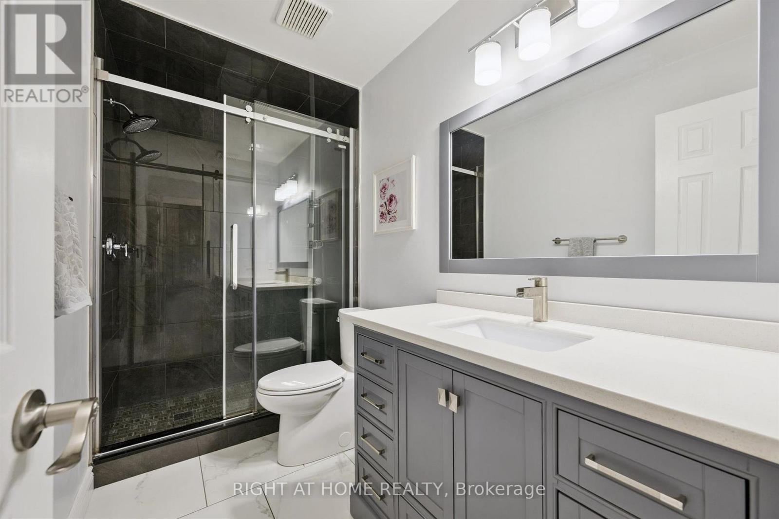 2371 Dalebrook Drive, Oakville, Ontario  L6H 6K4 - Photo 18 - W13531352