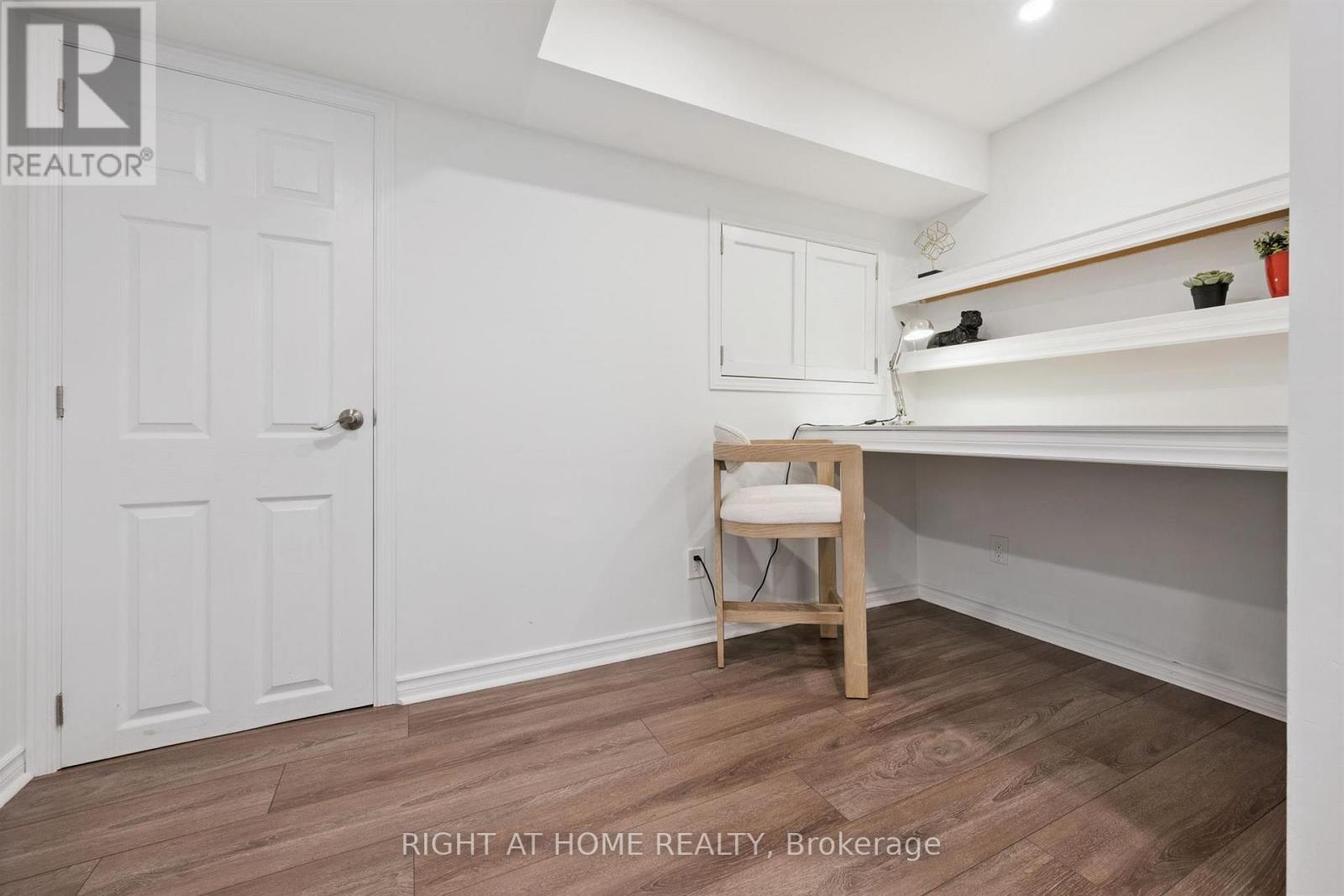 2371 Dalebrook Drive, Oakville, Ontario  L6H 6K4 - Photo 25 - W13531352