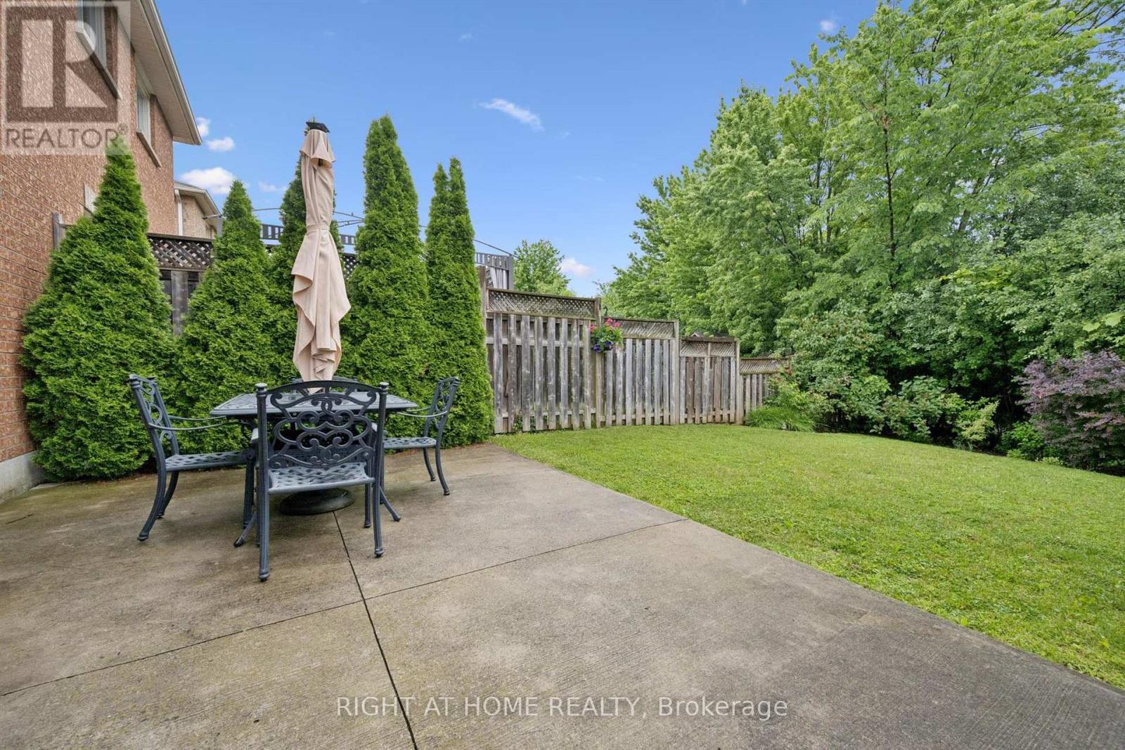 2371 Dalebrook Drive, Oakville, Ontario  L6H 6K4 - Photo 30 - W13531352