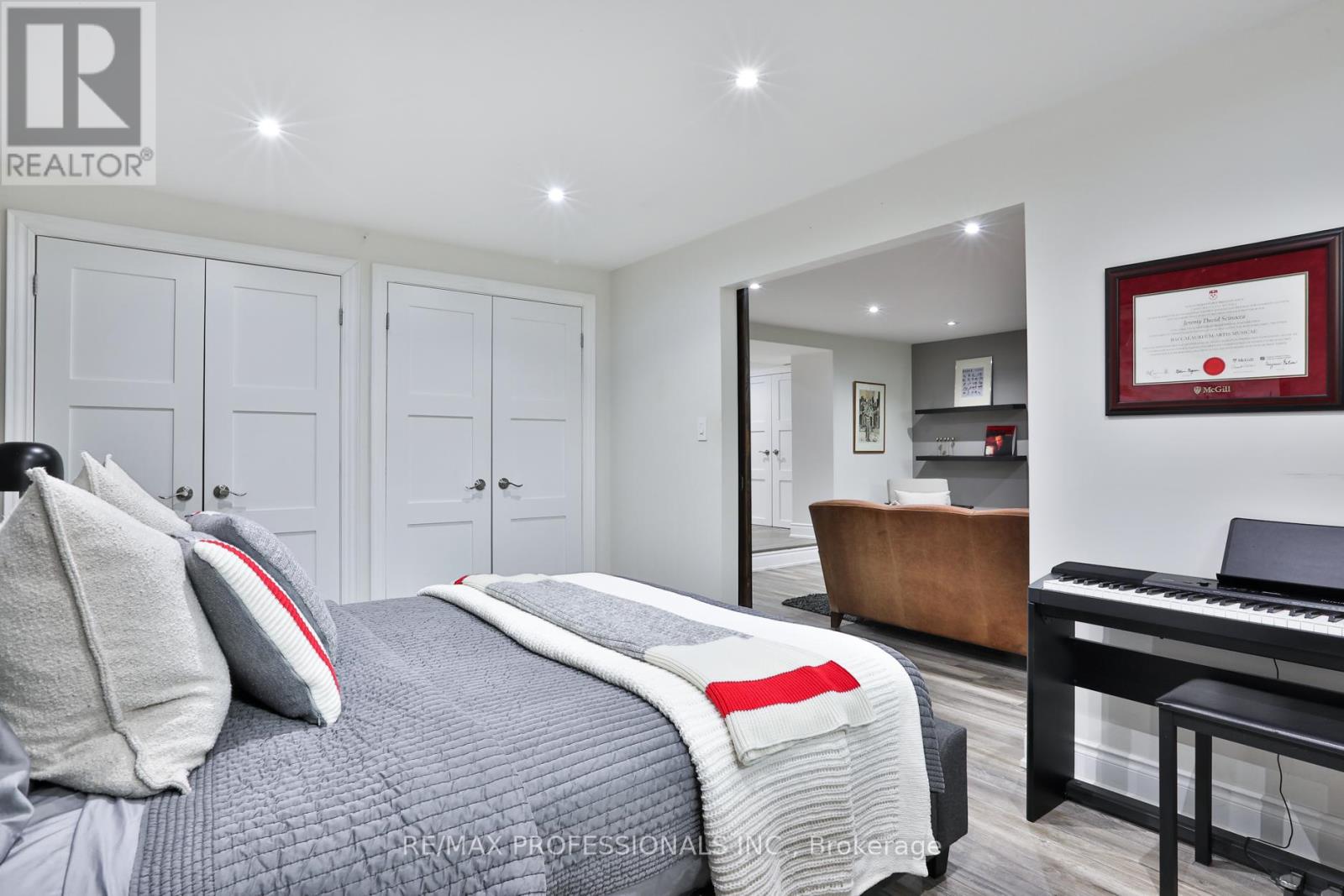 11 Cranleigh Court, Toronto, Ontario  M9A 3Y2 - Photo 46 - W13531448