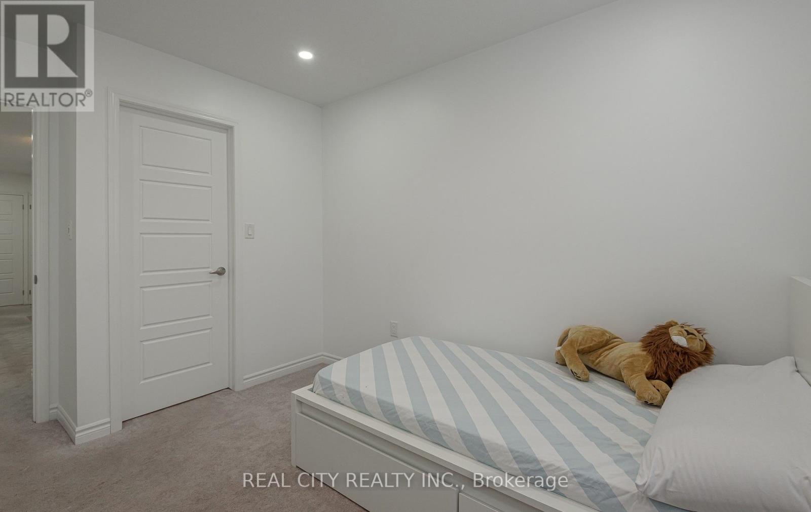 306 Gillett Point N, Milton, Ontario  L9E 1C6 - Photo 23 - W13531498