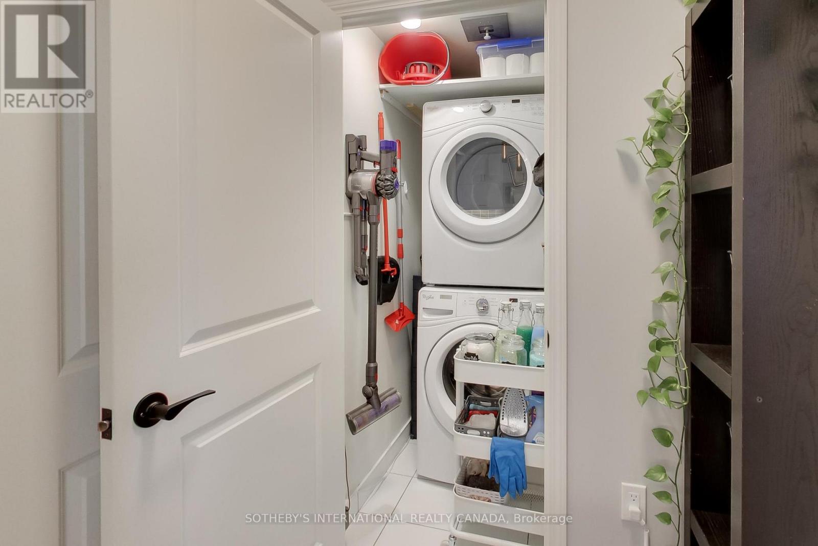 1608 - 39 Annie Craig Drive, Toronto, Ontario  M8V 0H1 - Photo 11 - W13531556