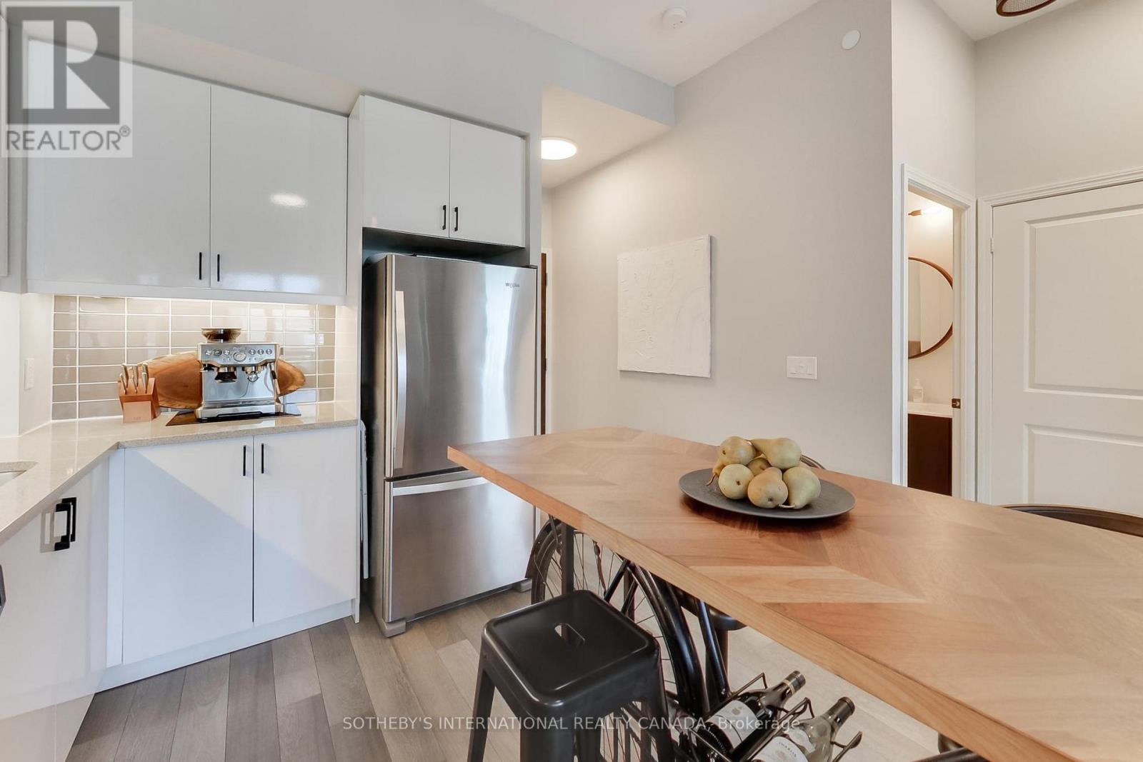 1608 - 39 Annie Craig Drive, Toronto, Ontario  M8V 0H1 - Photo 4 - W13531556