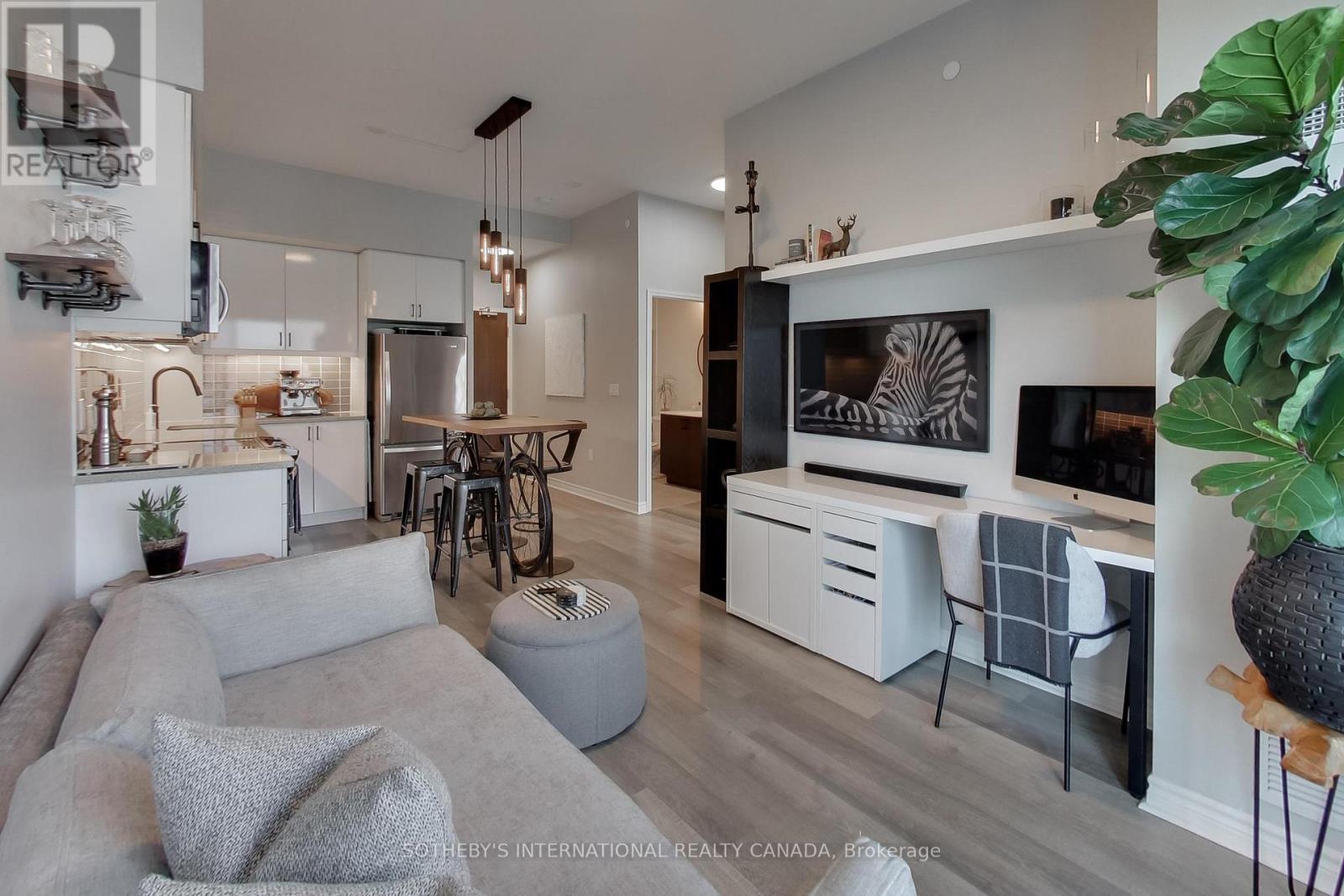 1608 - 39 Annie Craig Drive, Toronto, Ontario  M8V 0H1 - Photo 5 - W13531556