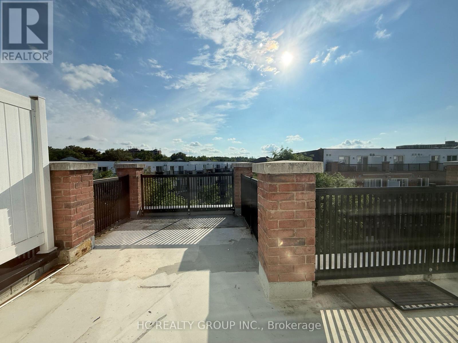 2038 - 3043 Finch Avenue W, Toronto, Ontario  M9M 0A4 - Photo 12 - W13531562