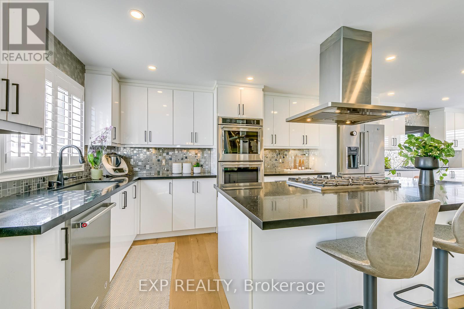 322 Mary Street, Oakville, Ontario  L6K 3P6 - Photo 12 - W13531564