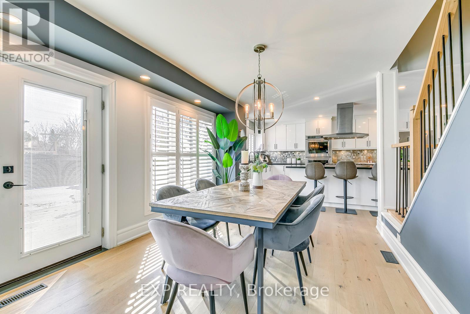 322 Mary Street, Oakville, Ontario  L6K 3P6 - Photo 17 - W13531564