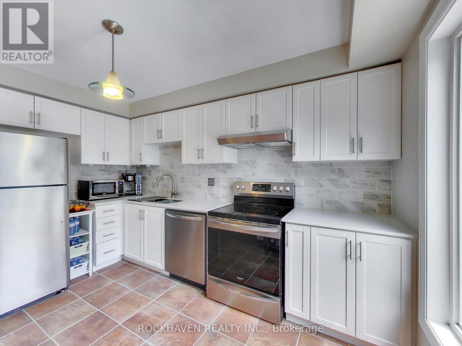 32 Maple Avenue, Halton Hills, Ontario  L7G 5L8 - Photo 12 - W13531604