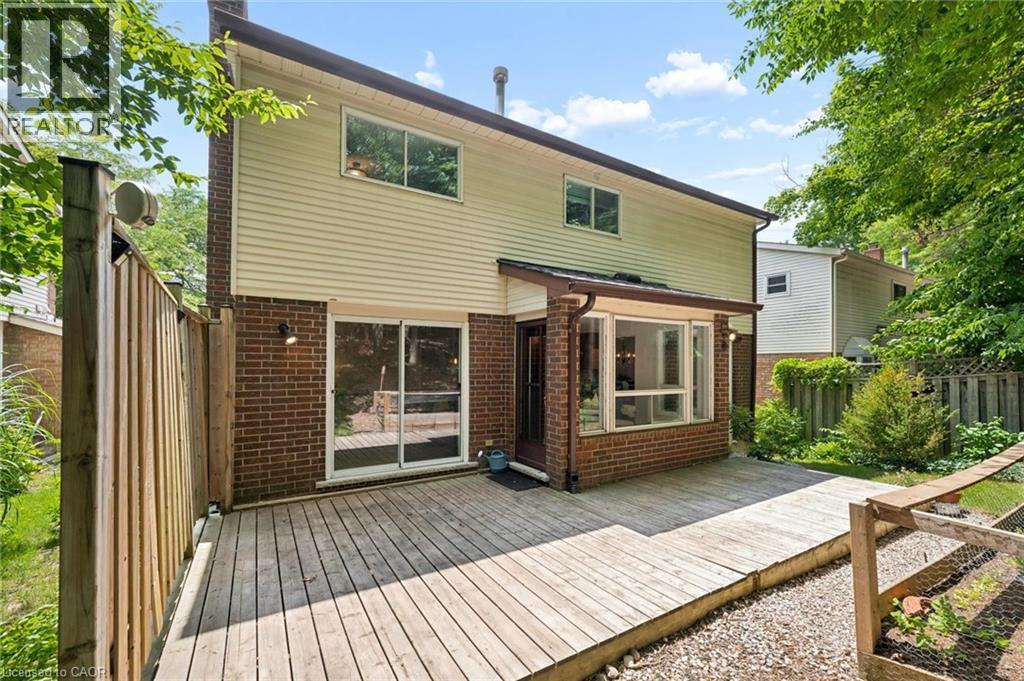 482 Foxhill Place, Waterloo, Ontario  N2T 1X7 - Photo 34 - 40841754