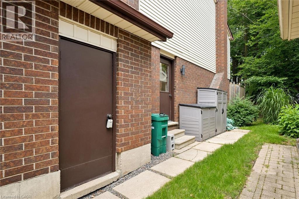 482 Foxhill Place, Waterloo, Ontario  N2T 1X7 - Photo 17 - 40841754