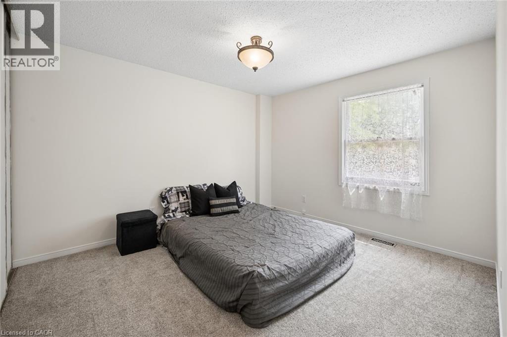 482 Foxhill Place, Waterloo, Ontario  N2T 1X7 - Photo 23 - 40841754