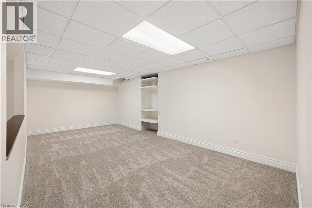 482 Foxhill Place, Waterloo, Ontario  N2T 1X7 - Photo 30 - 40841754