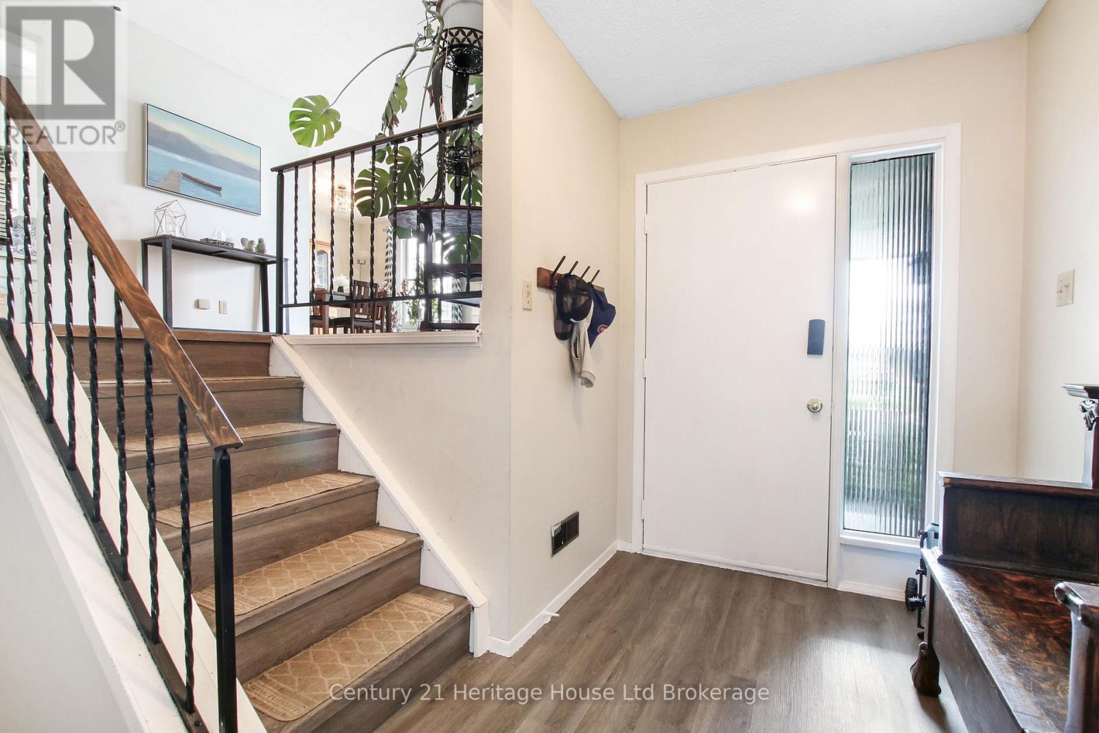 75 Chippewa Avenue, Woodstock, Ontario  N4T 1A1 - Photo 4 - X13519054