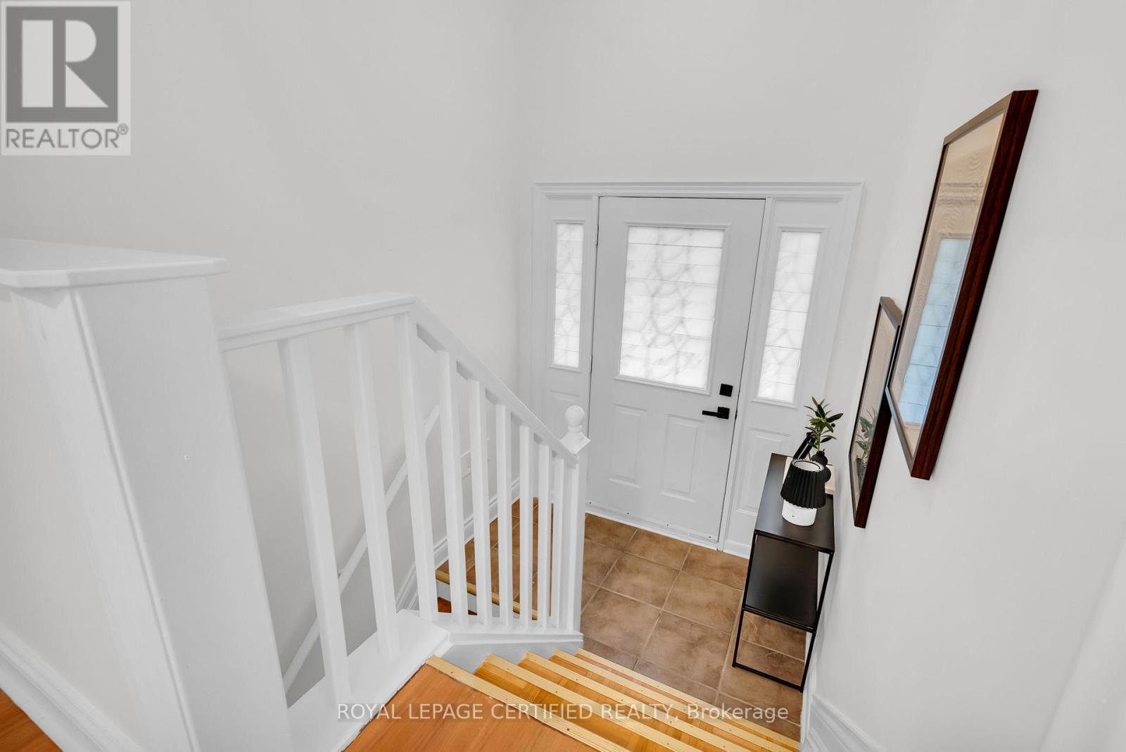 448 Fernleigh Circle S, Richmond Hill, Ontario  L4C 1E6 - Photo 8 - N13531438
