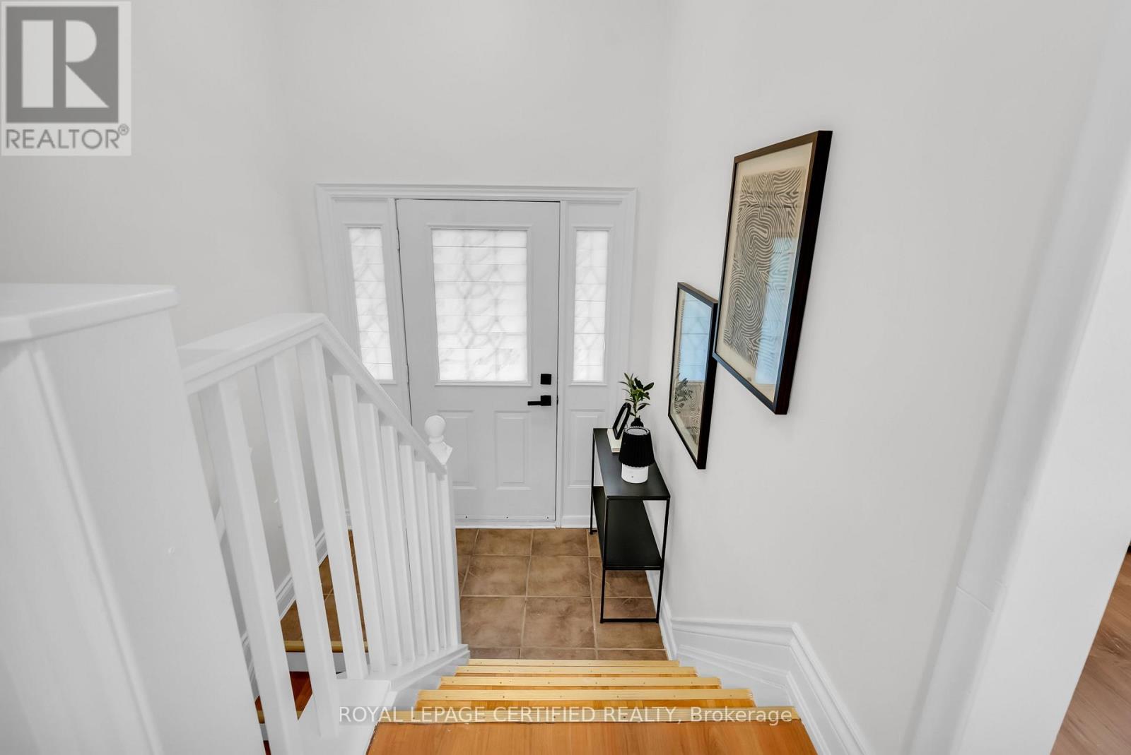 448 Fernleigh Circle S, Richmond Hill, Ontario  L4C 1E6 - Photo 9 - N13531438