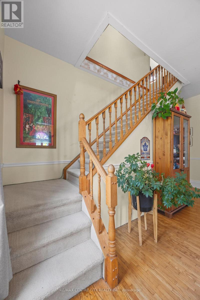 25 Erie Street, St. Thomas, Ontario  N5R 2M4 - Photo 22 - X13531666