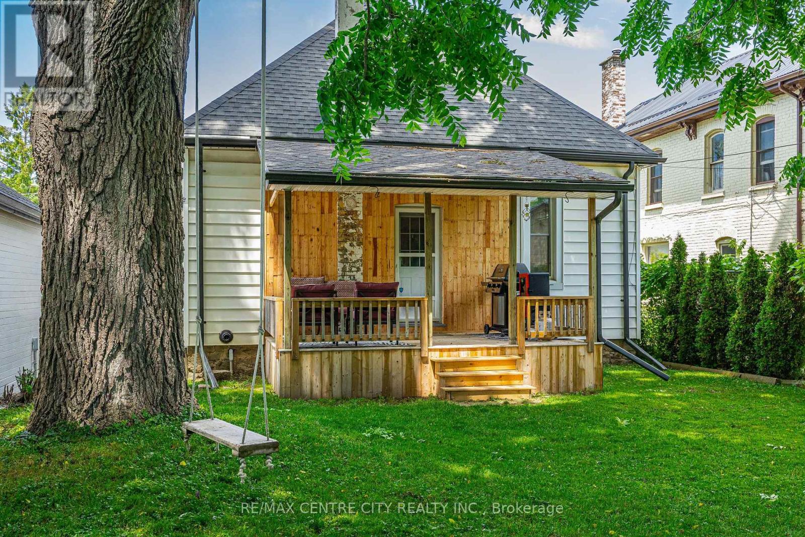 25 Erie Street, St. Thomas, Ontario  N5R 2M4 - Photo 38 - X13531666