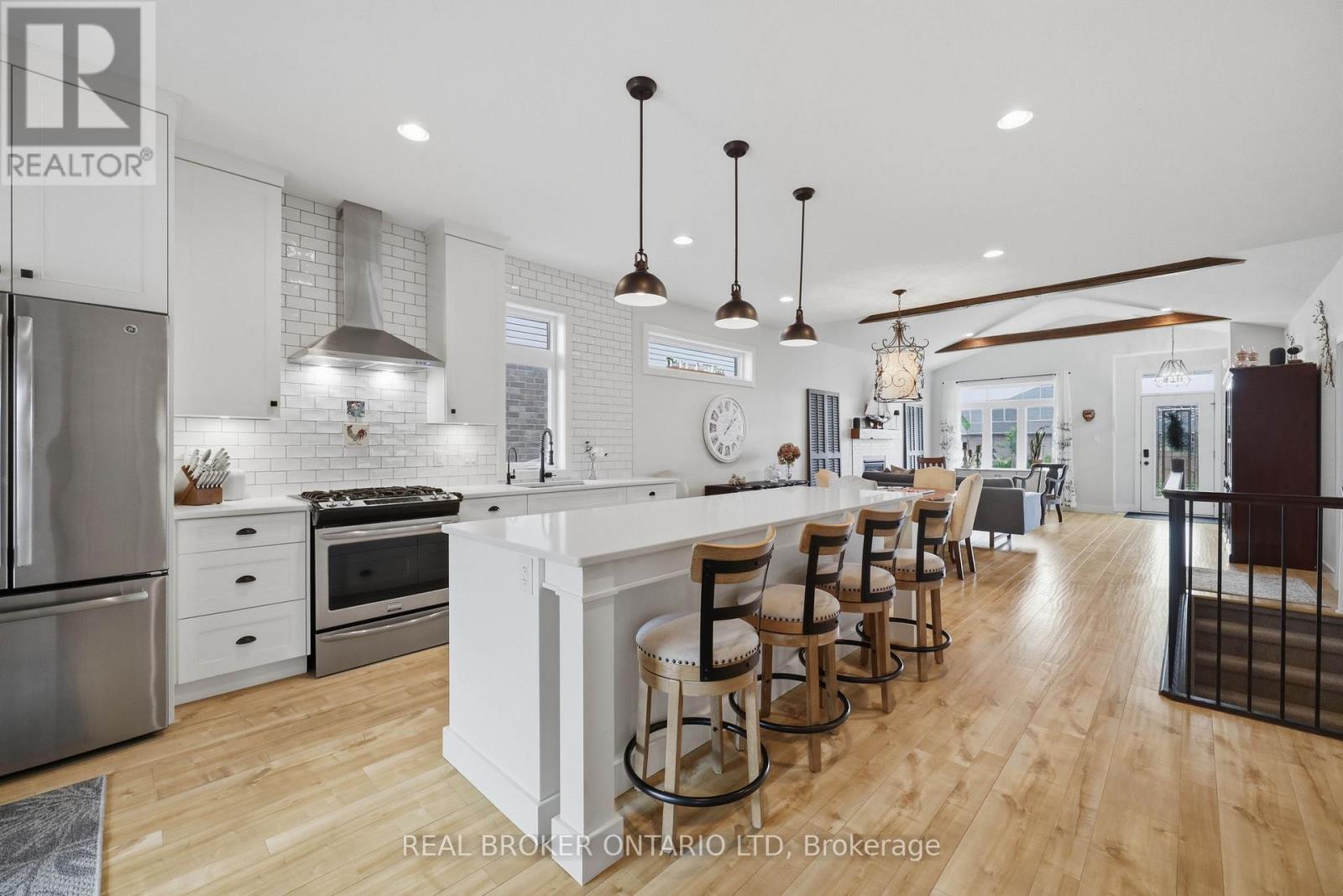 4 Doral Court, St. Thomas, Ontario  N5R 0G3 - Photo 3 - X13531686