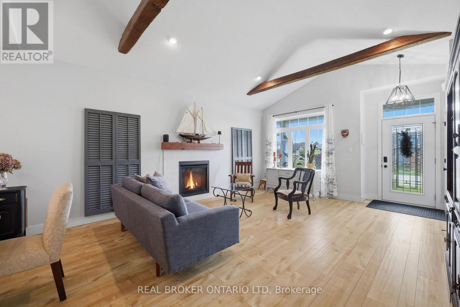 4 Doral Court, St. Thomas, Ontario  N5R 0G3 - Photo 4 - X13531686