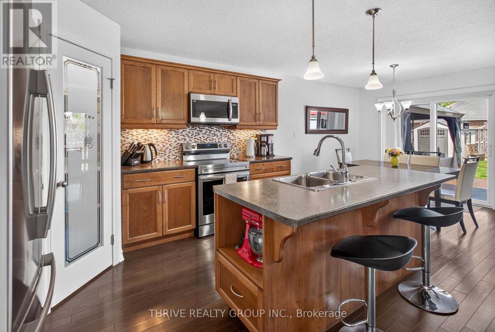 66 Peach Tree Boulevard, St. Thomas, Ontario  N5R 0C1 - Photo 6 - X13531852