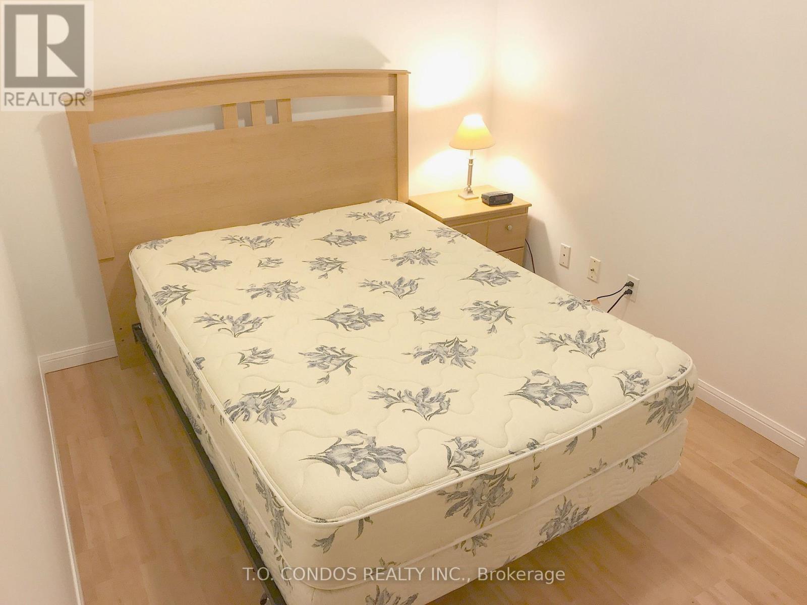 610 - 140 Simcoe Street, Toronto, Ontario  M5H 4E9 - Photo 6 - C13527080